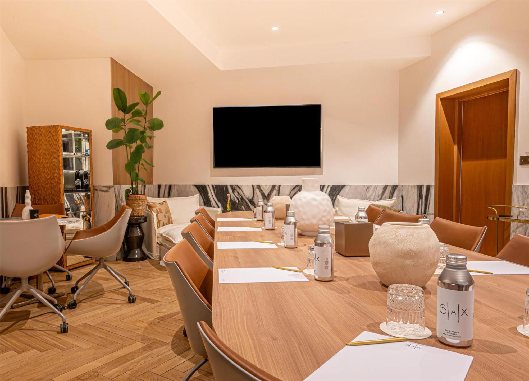 Sax Paris, Lxr & Hotel 5*